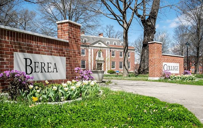 Scholarships at Berea College for International Students in 2024 | USA