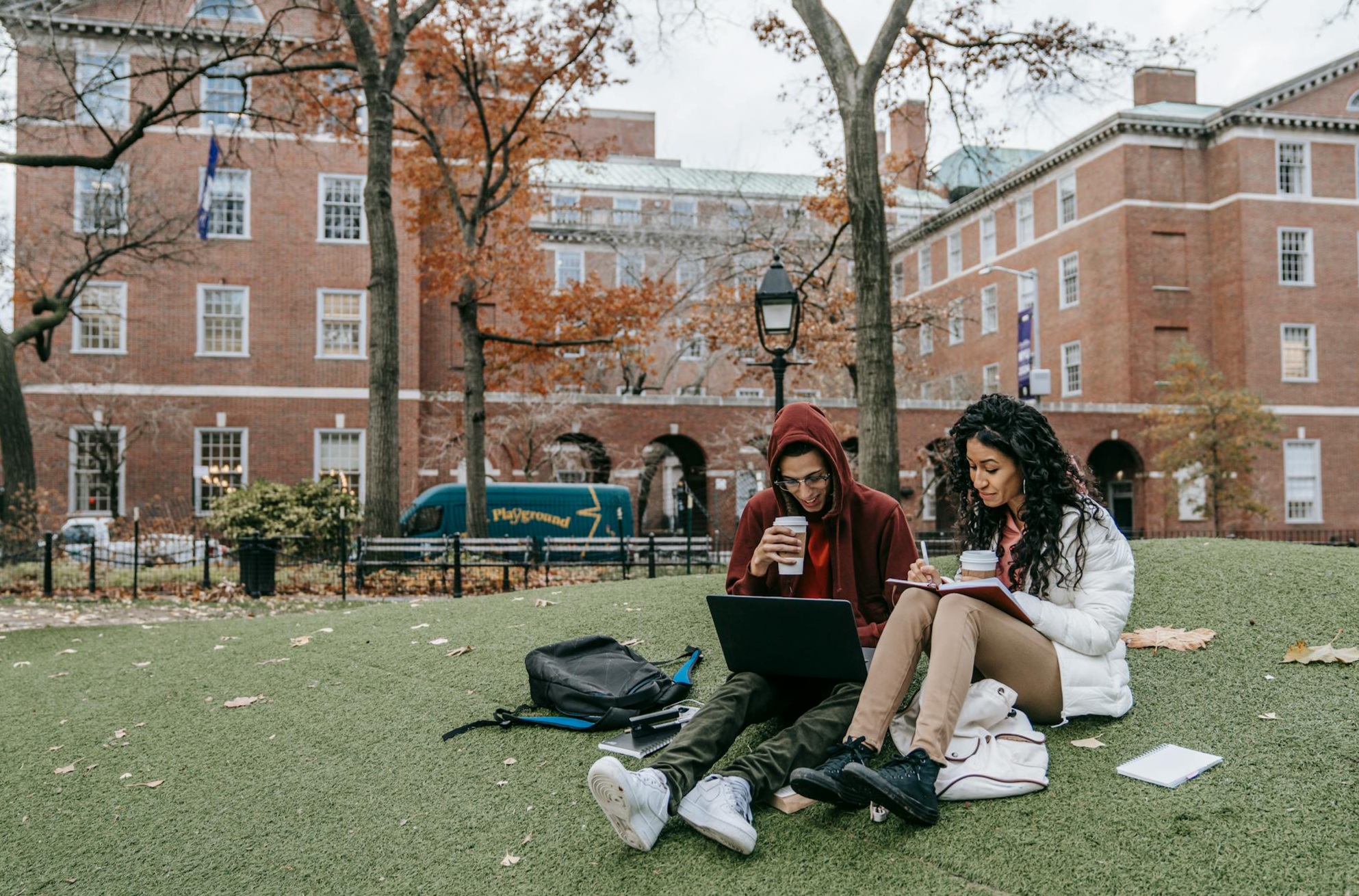 Best 15 American Universities with Campuses Abroad You Can Apply For